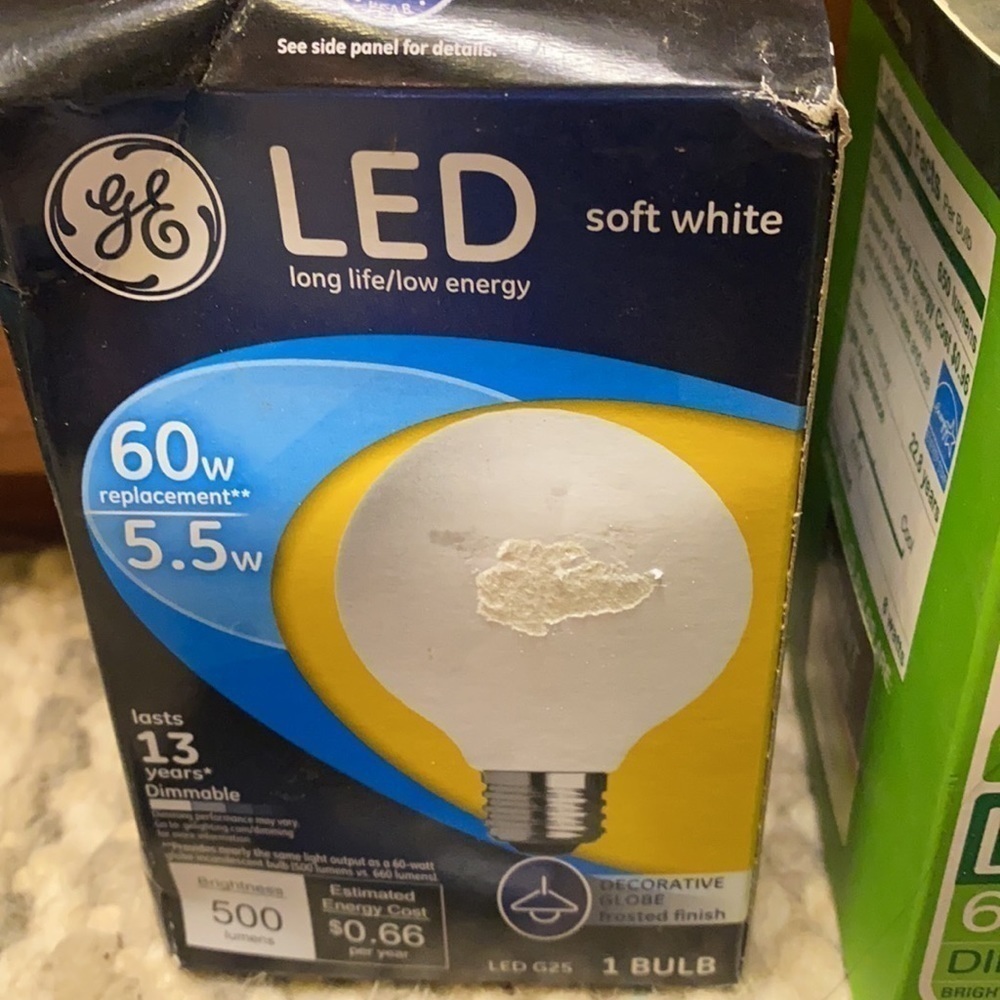 LED Lightbulb Bundle - Picture 4 of 7